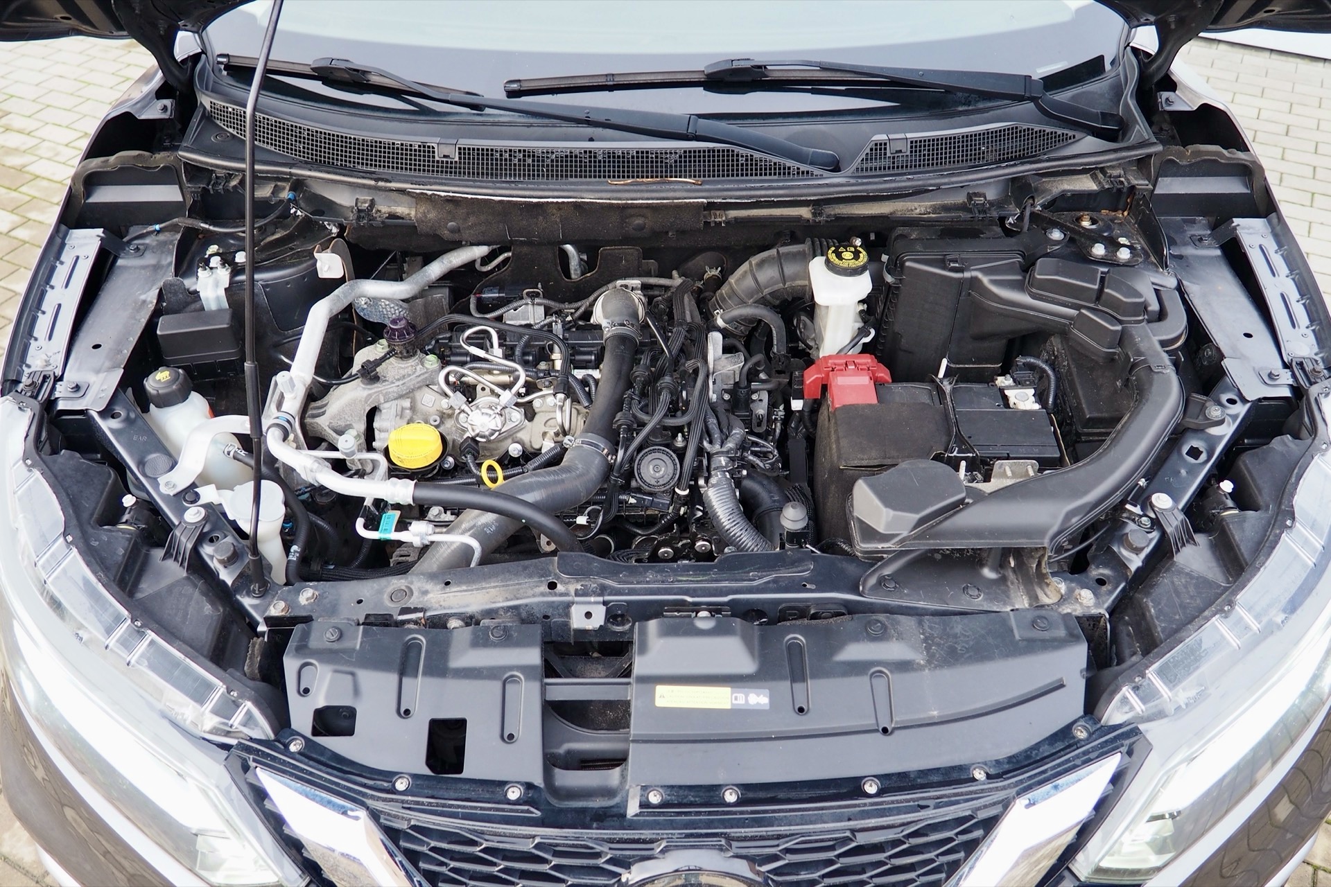 
								Nissan Qashqai DIG-T 160 Tekna  + Toit pano + Caméra + Options – Garantie 12 mois. complet									
