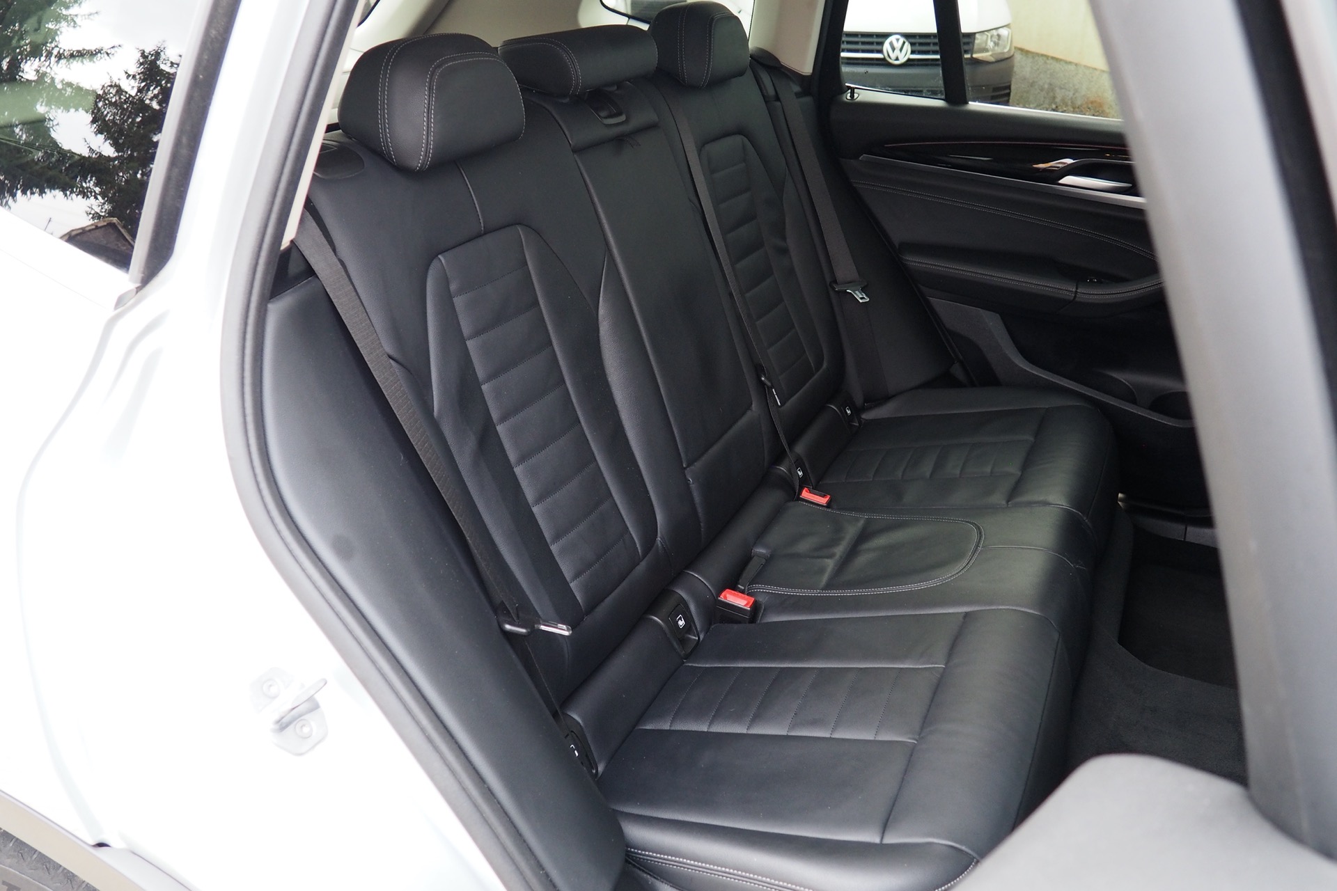 
								BMW X3 18d 150ch BVA8 xLine + Cuir + Caméra + Options, 1ère Main – Garantie 12 mois. complet									