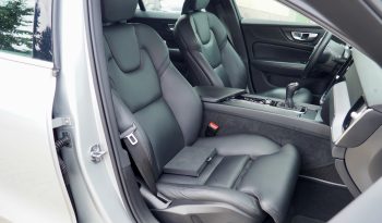 
VOLVO V60 D3 150 Business Executive  + Attelage + Caméra + Intellisafe Assist et Suround + Options, 1ère Main – Garantie 12 mois. complet								