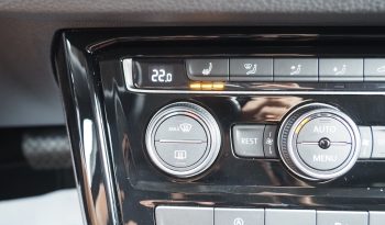 VOLKSWAGEN Touran 1,5 Tsi 150 Evo DSG Carat + Caméra + Options, 1ère Main – Garantie 12 mois. complet