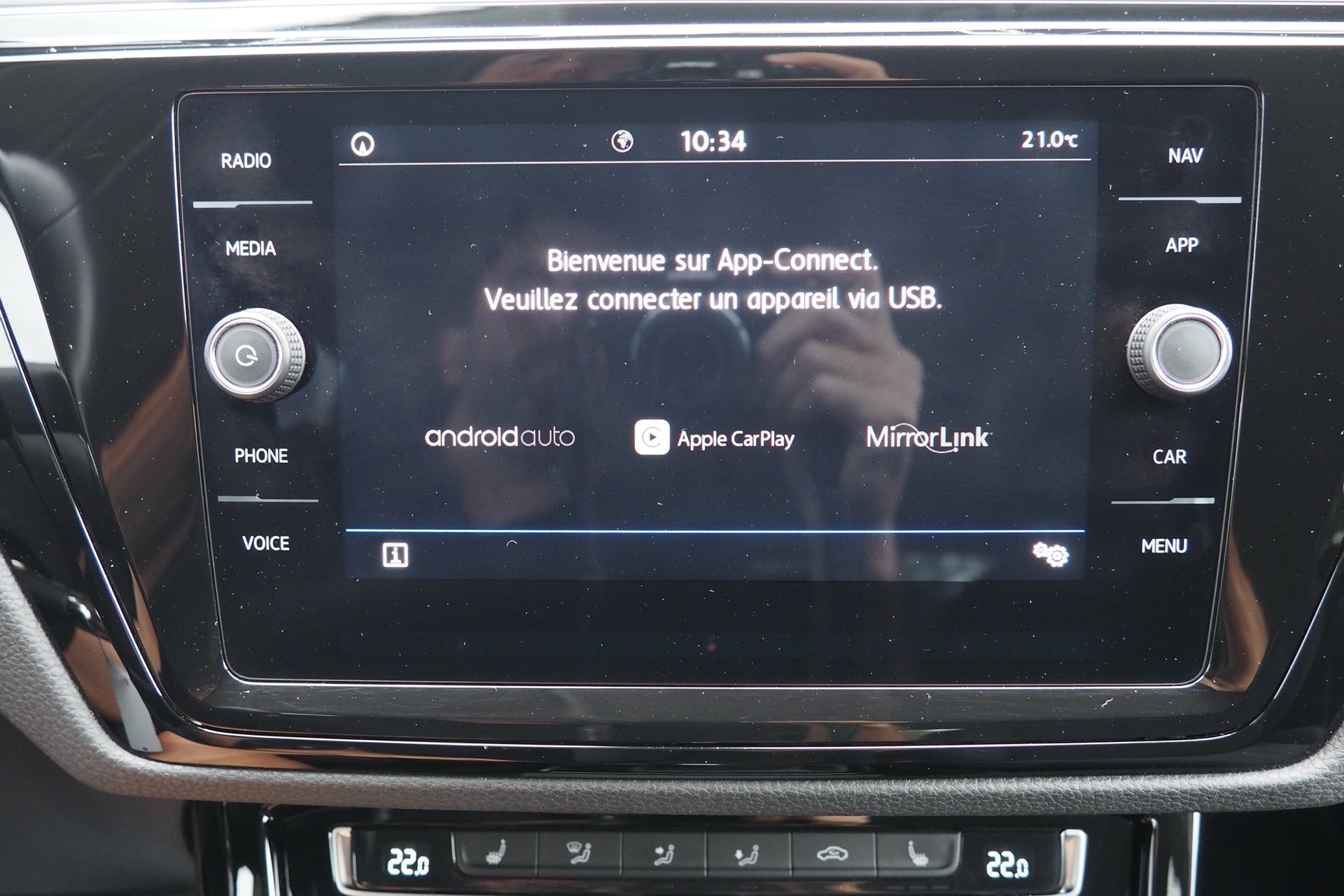 VOLKSWAGEN Touran 1,5 Tsi 150 Evo DSG Carat + Caméra + Options, 1ère Main – Garantie 12 mois. complet