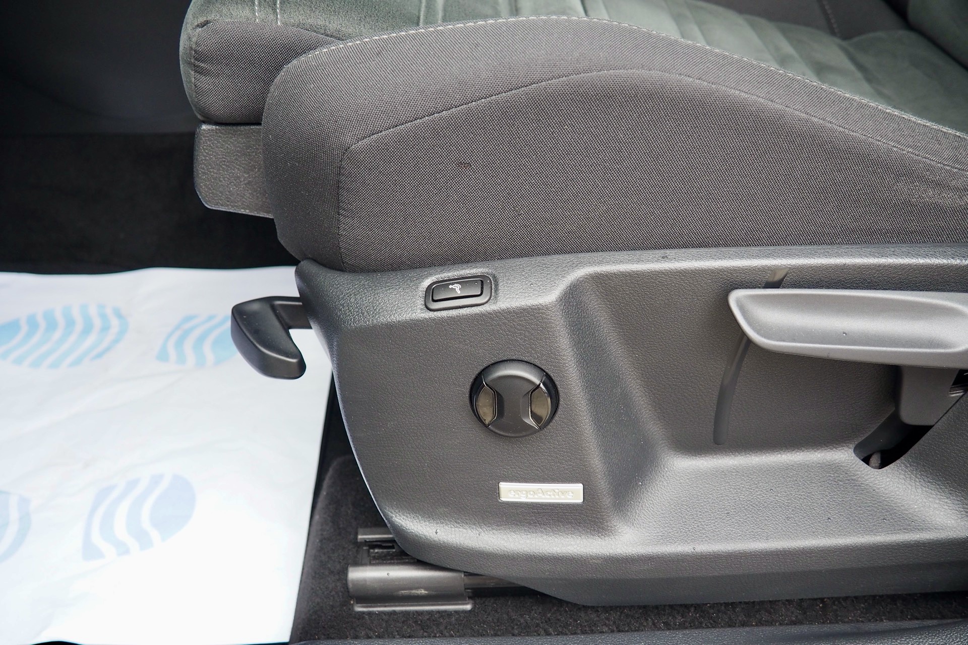 VOLKSWAGEN Touran 1,5 Tsi 150 Evo DSG Carat + Caméra + Options, 1ère Main – Garantie 12 mois. complet