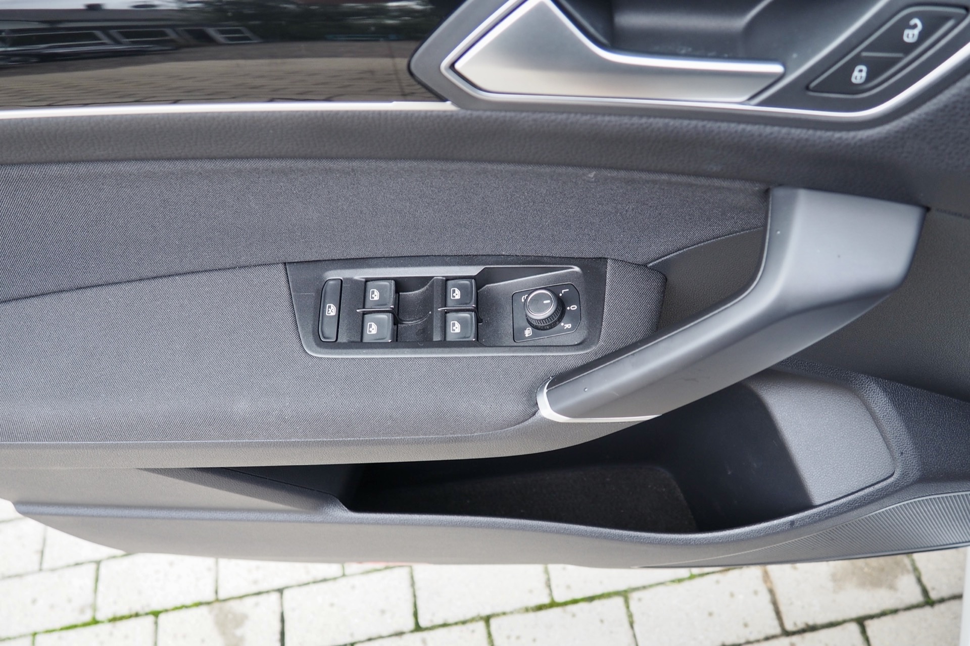 VOLKSWAGEN Touran 1,5 Tsi 150 Evo DSG Carat + Caméra + Options, 1ère Main – Garantie 12 mois. complet