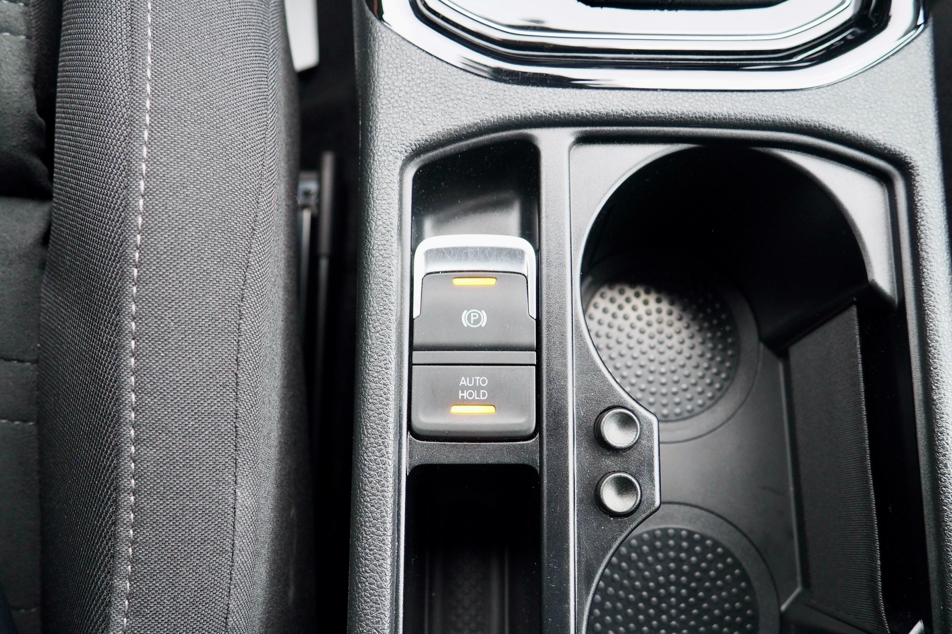 VOLKSWAGEN Touran 1,5 Tsi 150 Evo DSG Carat + Caméra + Options, 1ère Main – Garantie 12 mois. complet