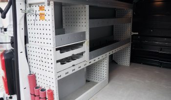 
Peugeot Expert Fourgon 2,0 Hdi 145 EAT8  + Caméra + Attelage + Options, 1ère Main – Garantie 12 mois. complet								