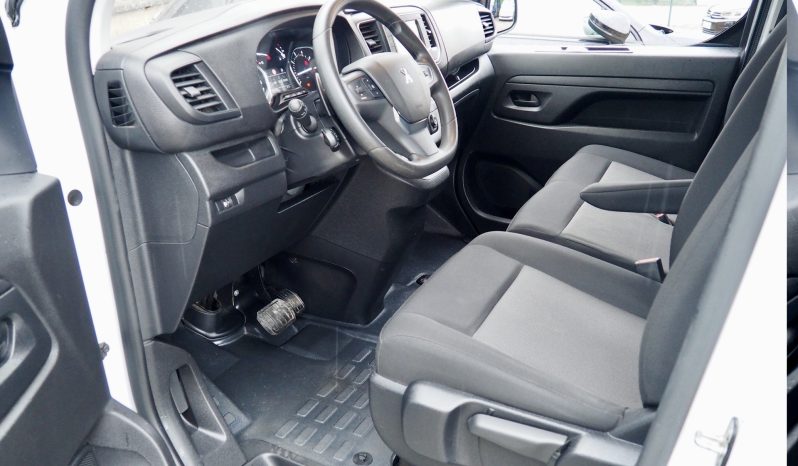 Peugeot Expert Fourgon 2,0 Hdi 145 EAT8  + Caméra + Attelage + Options, 1ère Main – Garantie 12 mois.