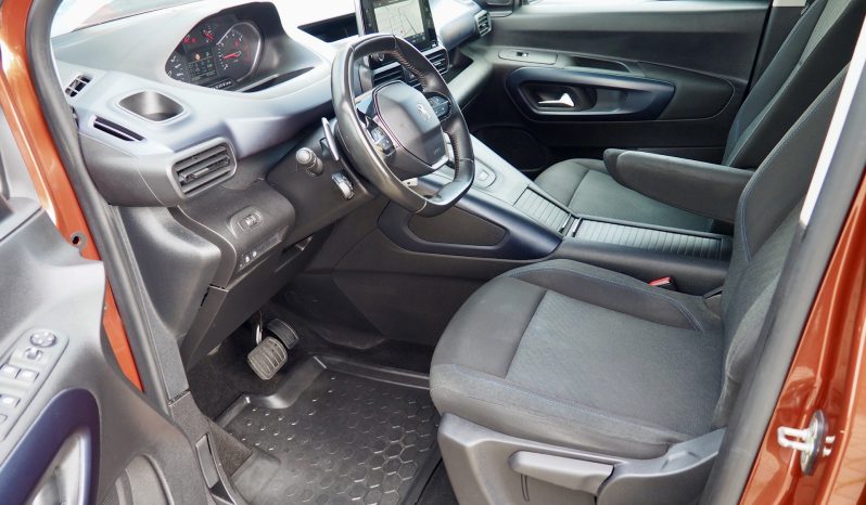 Peugeot Rifter Long XL Hdi 130 EAT8 Allure Pack – 7 places  + Caméra + Régulateur adaptatif + Options, 1ère Main – Garantie 12 mois.