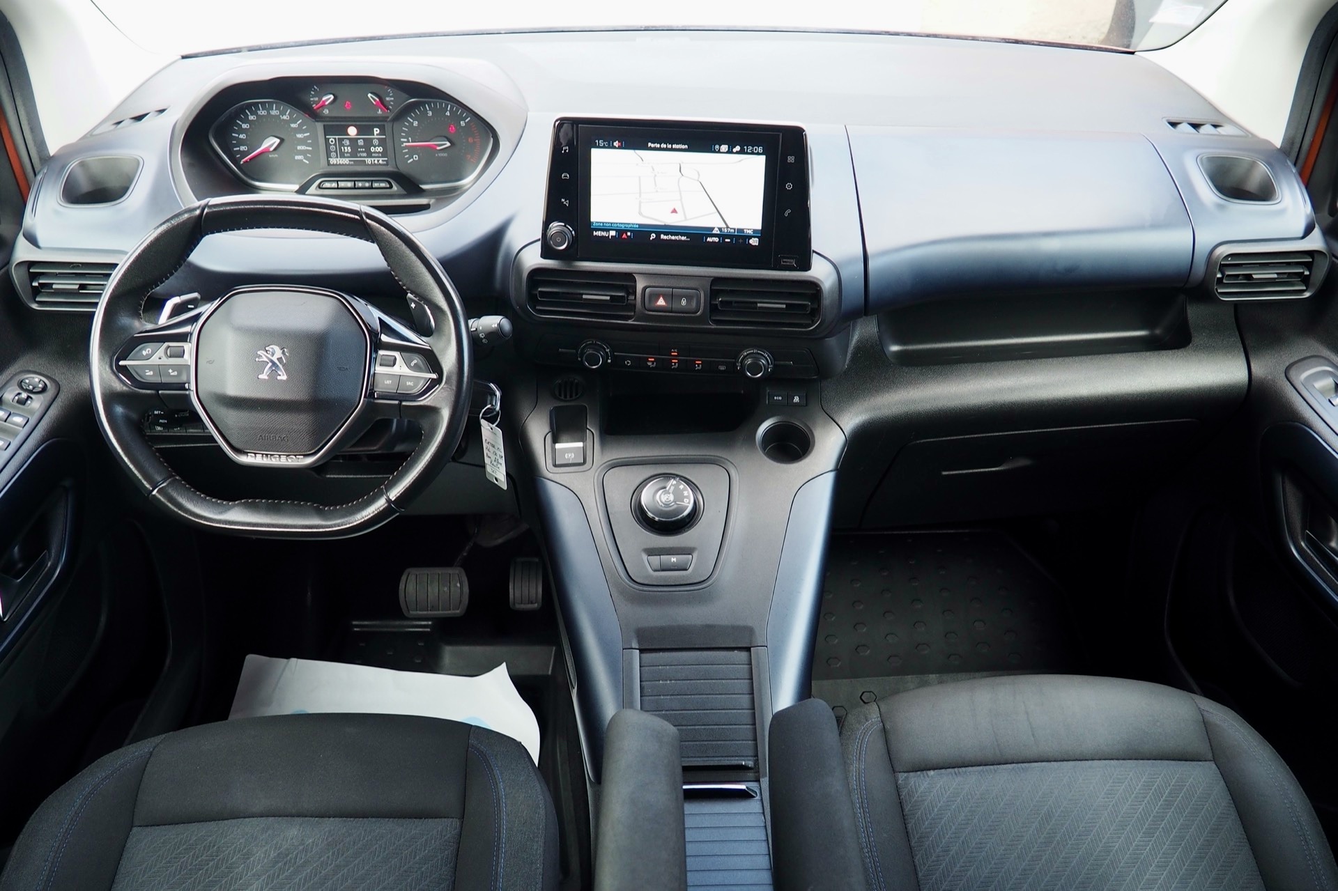 Peugeot Rifter Long XL Hdi 130 EAT8 Allure Pack – 7 places  + Caméra + Régulateur adaptatif + Options, 1ère Main – Garantie 12 mois.