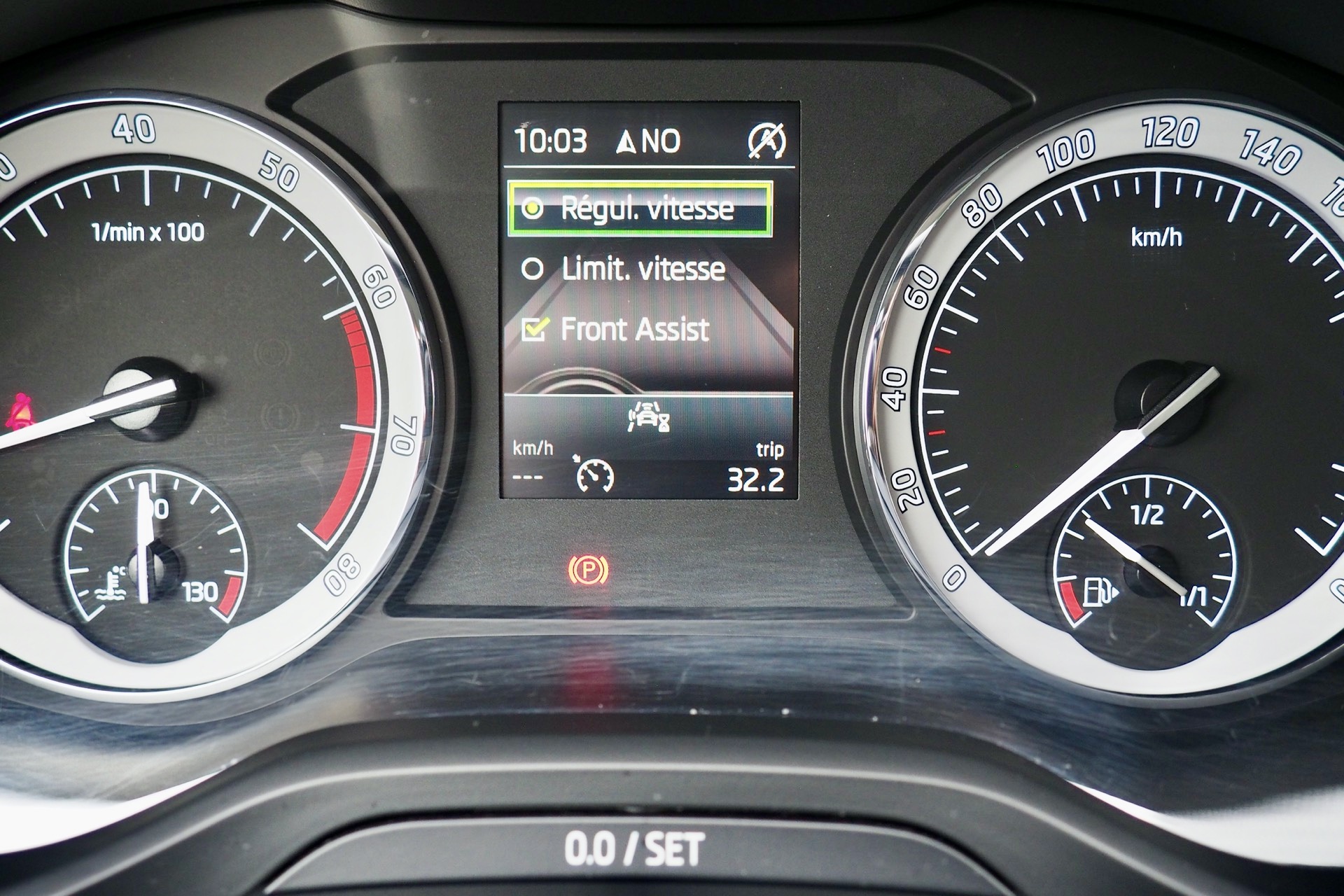 SKODA Kodiaq 1,5 Tsi 150 Ambition  + Caméra + Attelage + Options, 1ère Main – Garantie 12 mois. complet