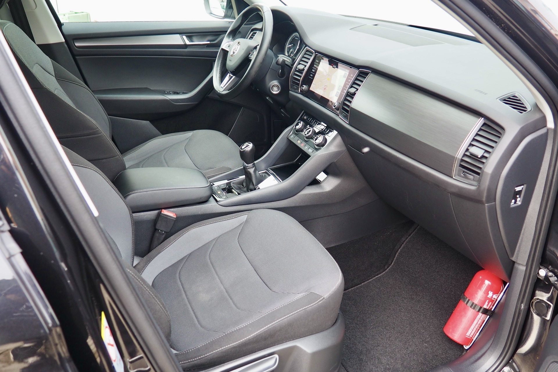SKODA Kodiaq 1,5 Tsi 150 Ambition  + Caméra + Attelage + Options, 1ère Main – Garantie 12 mois. complet