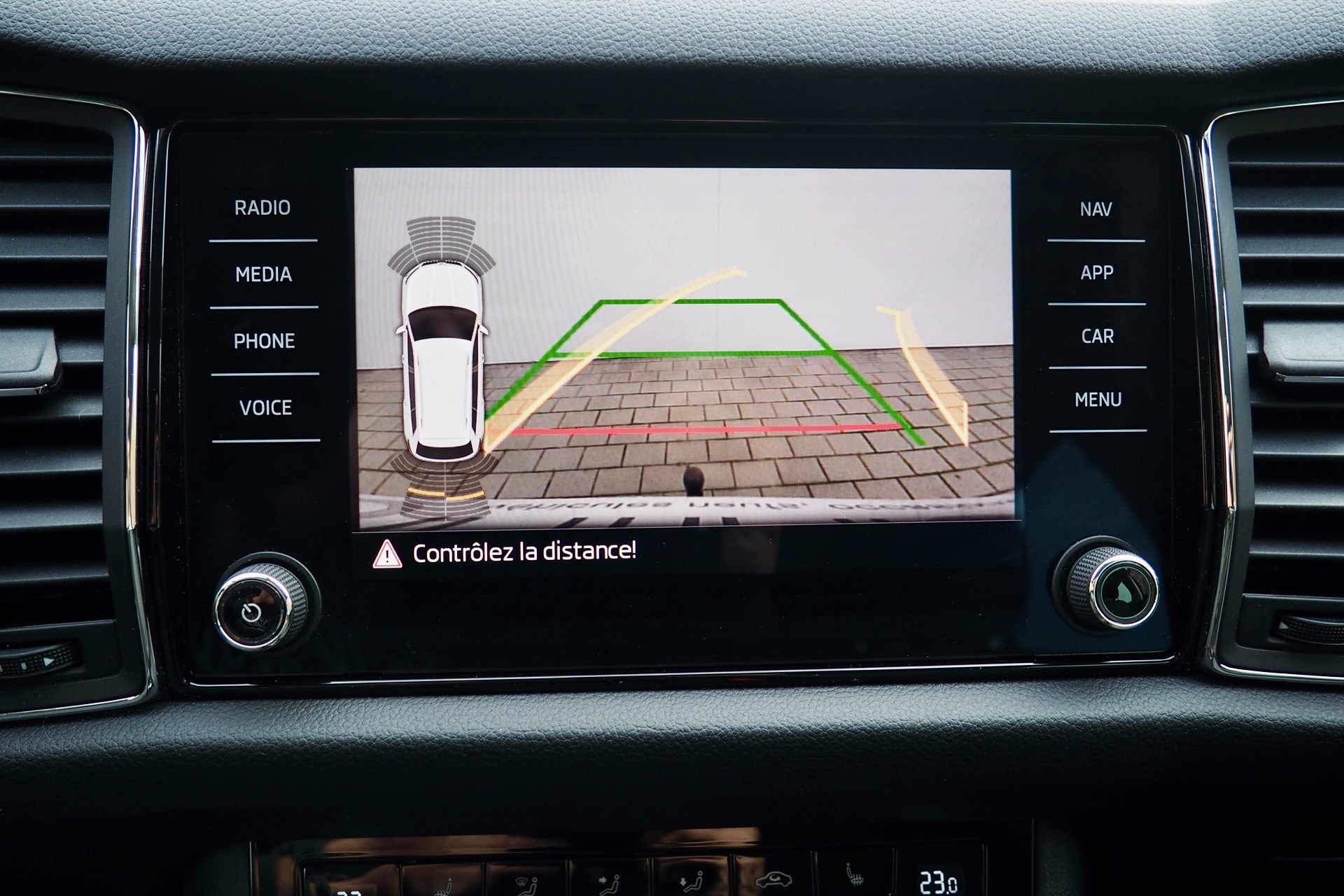 SKODA Kodiaq 1,5 Tsi 150 Ambition  + Caméra + Attelage + Options, 1ère Main – Garantie 12 mois. complet