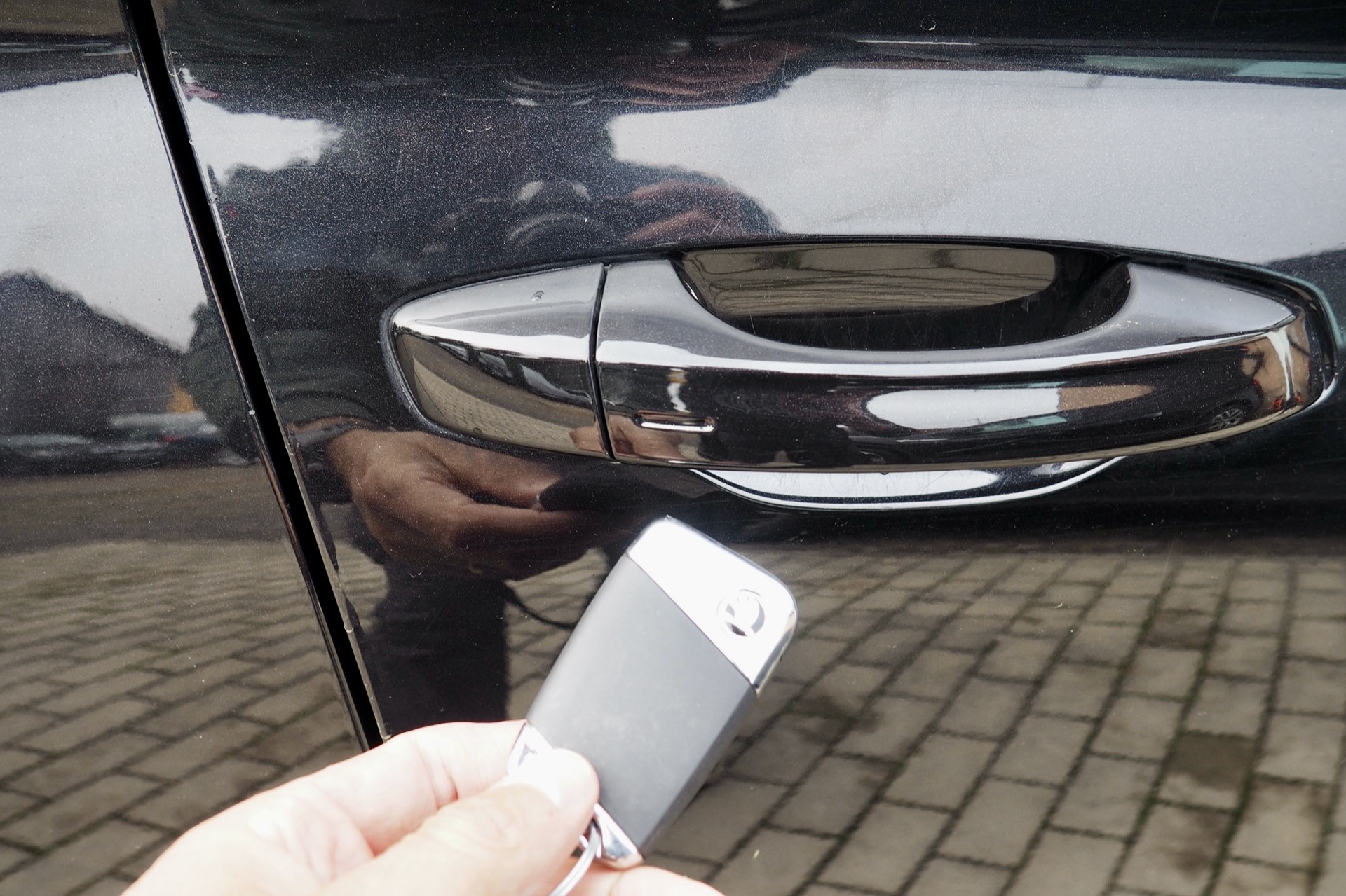 SKODA Kodiaq 1,5 Tsi 150 Ambition  + Caméra + Attelage + Options, 1ère Main – Garantie 12 mois. complet
