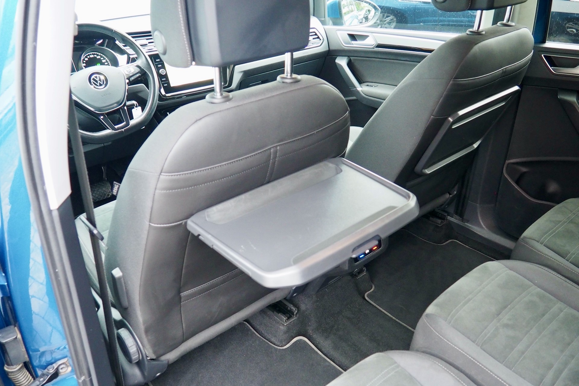 VOLKSWAGEN Touran 1,5 Tsi 150 Evo DSG Carat, 7 places  + Options  – Garantie 12 mois. complet