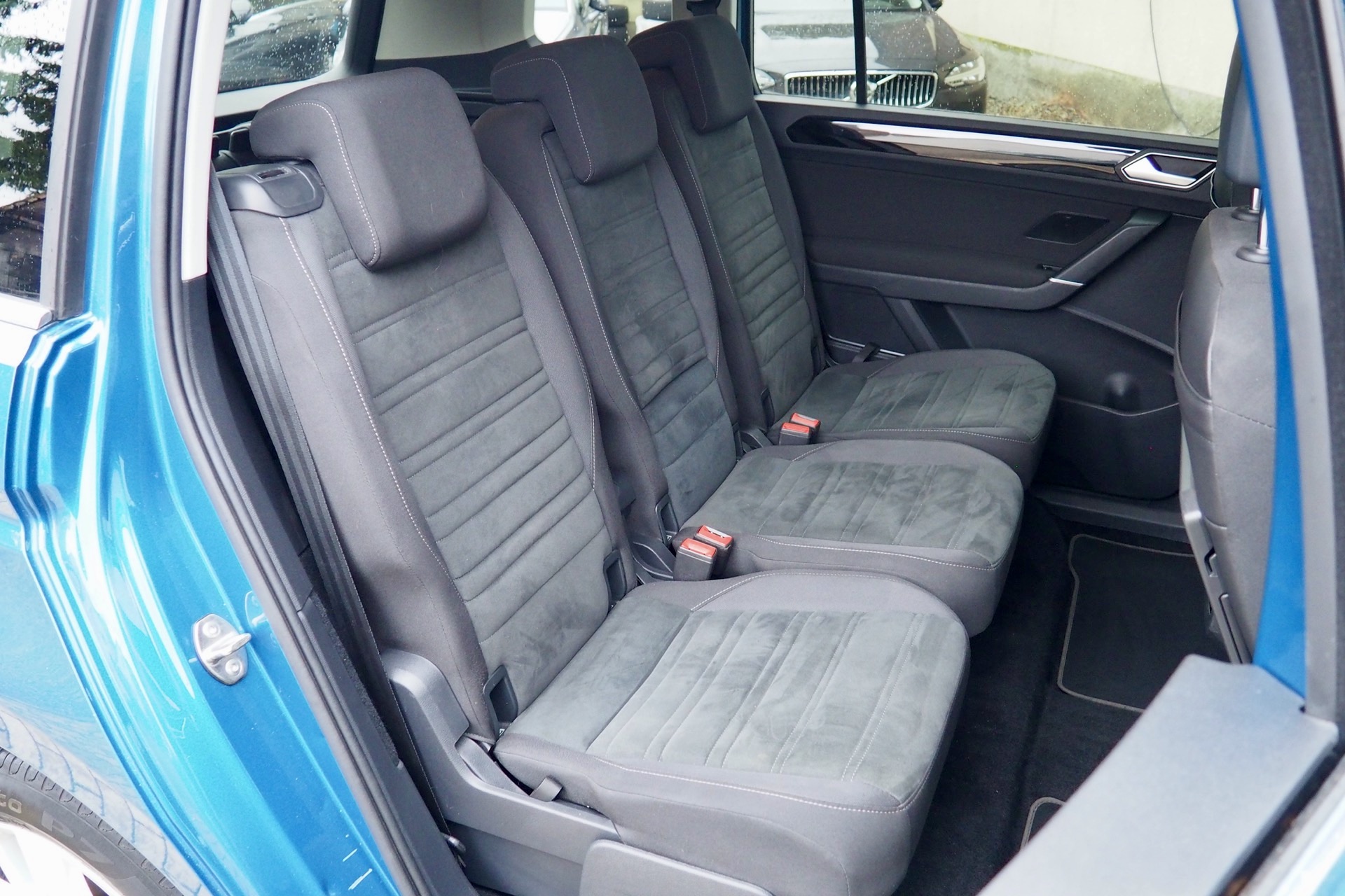 VOLKSWAGEN Touran 1,5 Tsi 150 Evo DSG Carat, 7 places  + Options  – Garantie 12 mois. complet