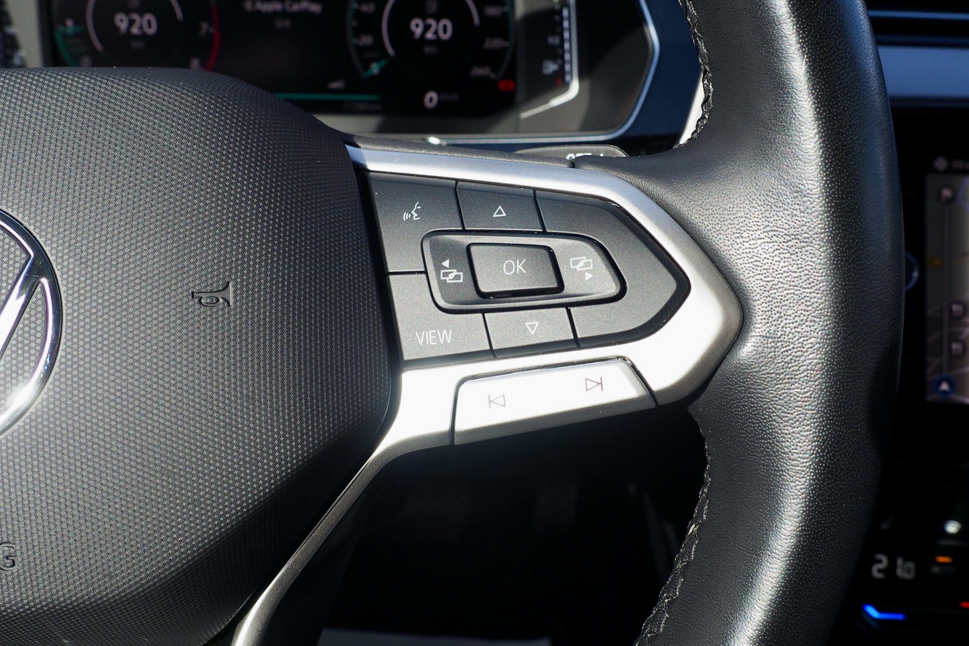 VOLKSWAGEN Passat SW 1,5 Tsi 150 Evo DSG Elégance  + Attelage élec. + Virtual Cockpit + Caméra 360° + Options, 1ère Main – Garantie 12 mois. complet