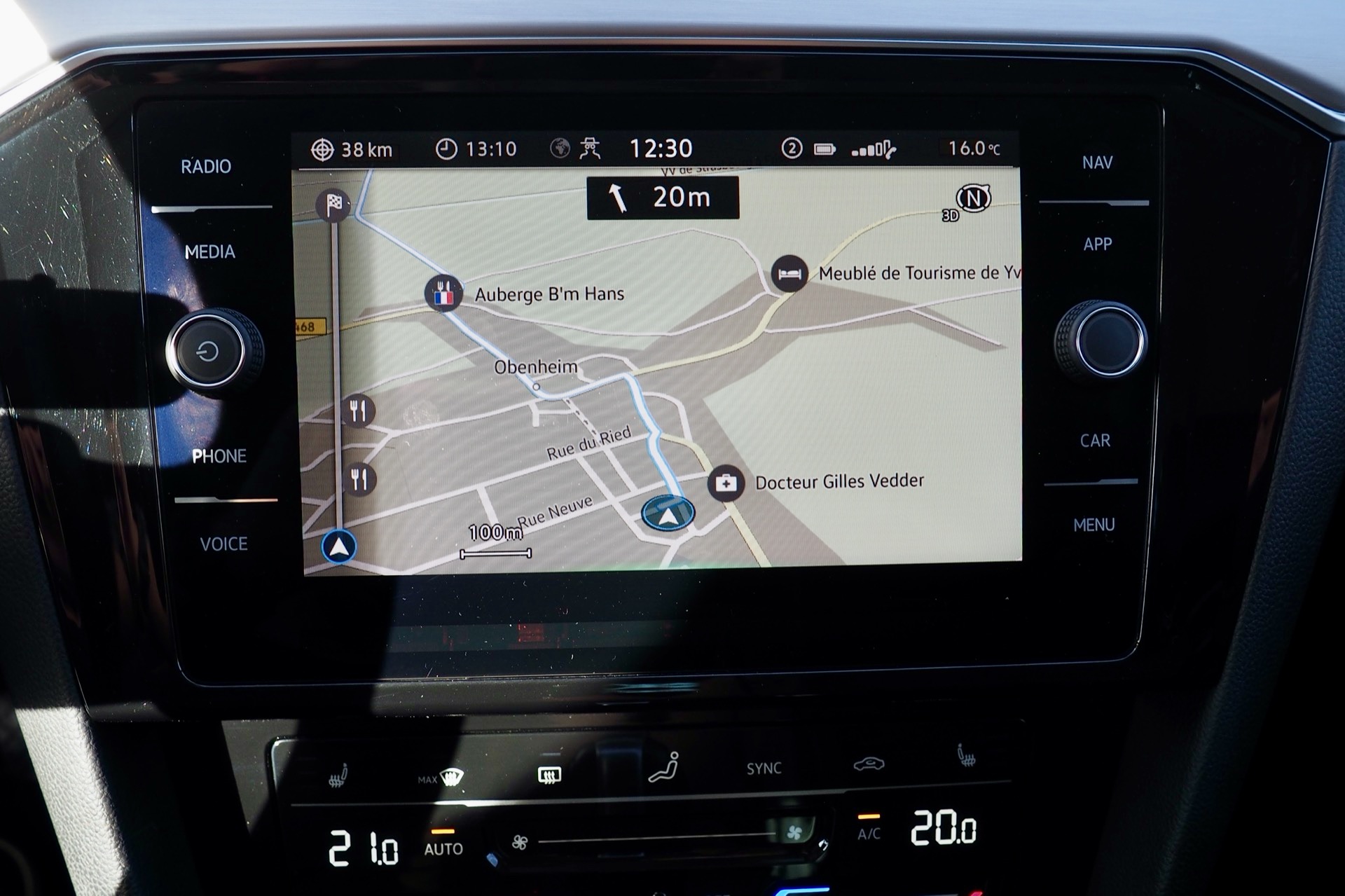 VOLKSWAGEN Passat SW 1,5 Tsi 150 Evo DSG Elégance  + Attelage élec. + Virtual Cockpit + Caméra 360° + Options, 1ère Main – Garantie 12 mois. complet