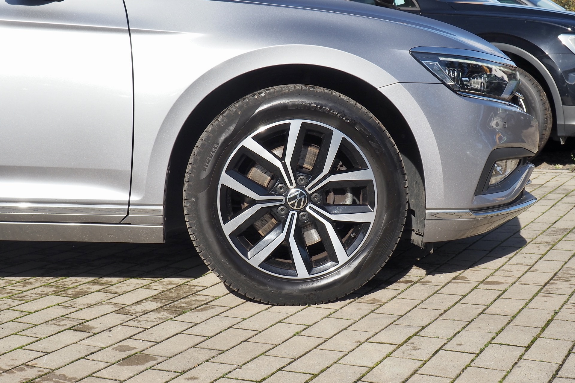 VOLKSWAGEN Passat SW 1,5 Tsi 150 Evo DSG Elégance  + Attelage élec. + Virtual Cockpit + Caméra 360° + Options, 1ère Main – Garantie 12 mois. complet