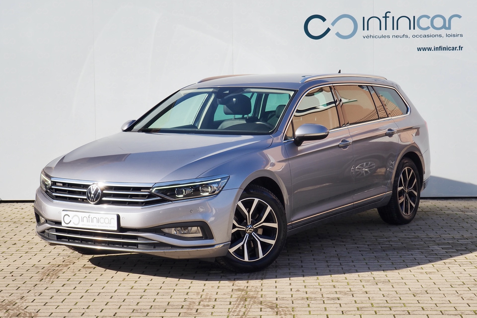VOLKSWAGEN Passat SW 1,5 Tsi 150 Evo DSG Elégance  + Attelage élec. + Virtual Cockpit + Caméra 360° + Options, 1ère Main – Garantie 12 mois. complet