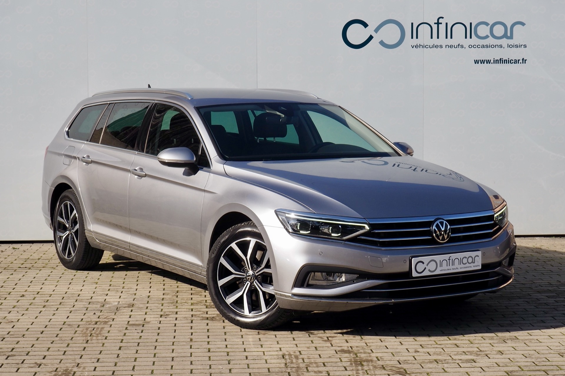 VOLKSWAGEN Passat SW 1,5 Tsi 150 Evo DSG Elégance  + Attelage élec. + Virtual Cockpit + Caméra 360° + Options, 1ère Main – Garantie 12 mois.