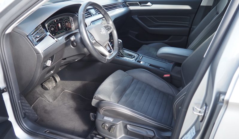 VOLKSWAGEN Passat SW 1,5 Tsi 150 Evo DSG Elégance  + Attelage élec. + Virtual Cockpit + Caméra 360° + Options, 1ère Main – Garantie 12 mois.