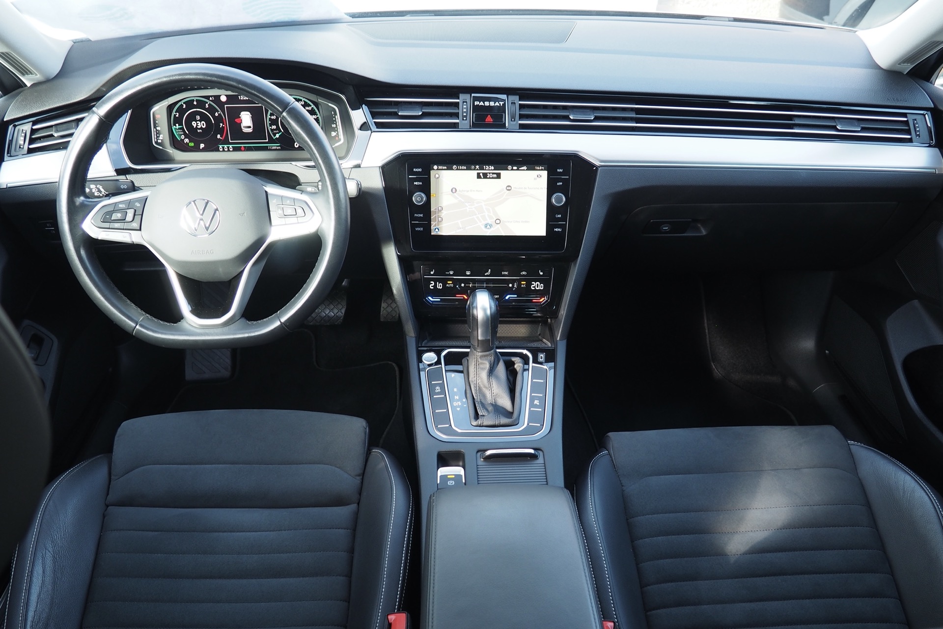 VOLKSWAGEN Passat SW 1,5 Tsi 150 Evo DSG Elégance  + Attelage élec. + Virtual Cockpit + Caméra 360° + Options, 1ère Main – Garantie 12 mois.