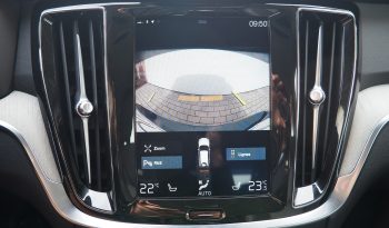 
VOLVO V60 B3 163 Geartronic Business Executive  + Toit pano. + Attelage élec. + Cuir mémo + Carte main libre + Options, 1ère Main – Garantie 12 mois. complet								