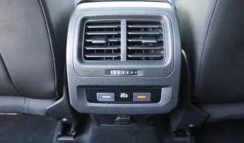 
VOLKSWAGEN Touran 2,0 Tdi 150 DSG7 Carat  + Toit pano + Attelage + Caméra + Full Led + Options, 1ère Main – Garantie 12 mois. complet								