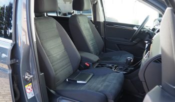 
VOLKSWAGEN Touran 2,0 Tdi 150 DSG7 Carat  + Toit pano + Attelage + Caméra + Full Led + Options, 1ère Main – Garantie 12 mois. complet								