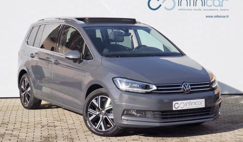 VOLKSWAGEN Touran 2,0 Tdi 150 DSG7 Carat  + Toit pano + Attelage + Caméra + Full Led + Options, 1ère Main – Garantie 12 mois.