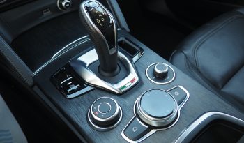 Alfa Roméo Stelvio 2,2d 160 Super AT8 + Caméra + Cuir + Attelage + Régulateur adaptatif + Options, 1ère Main – Garantie 12 mois. complet