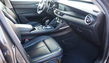 Alfa Roméo Stelvio 2,2d 160 Super AT8 + Caméra + Cuir + Attelage + Régulateur adaptatif + Options, 1ère Main – Garantie 12 mois. complet