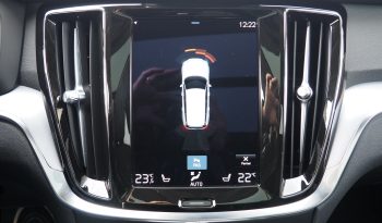 
VOLVO V60 B3 163 Geartronic Business Executive  + Toit pano. + Attelage élec. + Cuir mémo + Carte main libre + Options, 1ère Main – Garantie 12 mois. complet								