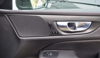 
VOLVO V60 B3 163 Geartronic Business Executive  + Toit pano. + Attelage élec. + Cuir mémo + Carte main libre + Options, 1ère Main – Garantie 12 mois. complet								