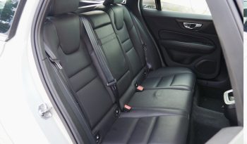 
VOLVO V60 D3 150 Business Executive  + Attelage élec. + Cuir + Caméra + Carte main libre + Options, 1ère Main – Garantie 12 mois. complet								