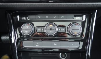 
VOLKSWAGEN Touran 1,5 Tsi 150 Evo DSG7 Carat  + Toit pano. + Attelage élec. + Full Led + Options, 1ère Main – Garantie 12 mois. complet								