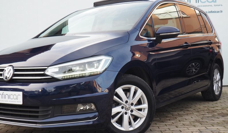VOLKSWAGEN Touran 1,5 Tsi 150 Evo DSG7 Carat  + Toit pano. + Attelage élec. + Full Led + Options, 1ère Main – Garantie 12 mois.