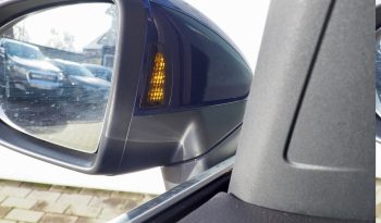 
VOLKSWAGEN Touran 2,0 Tdi 150 DSG Style, 7 places  + Toit pano. + Digital Cockpit  + Full Led + Options, 1ère Main – Garantie 12 mois. complet								