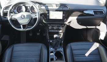 
VOLKSWAGEN Touran 1,5 Tsi 150 Evo Carat  + Attelage élec. + Cuir + Caméra + Carte main libre + Options, 1ère Main – Garantie 12 mois. complet								