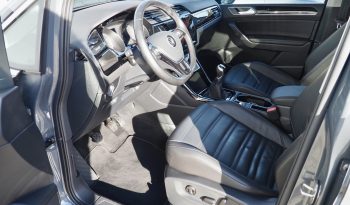 
VOLKSWAGEN Touran 1,5 Tsi 150 Evo Carat  + Attelage élec. + Cuir + Caméra + Carte main libre + Options, 1ère Main – Garantie 12 mois. complet								