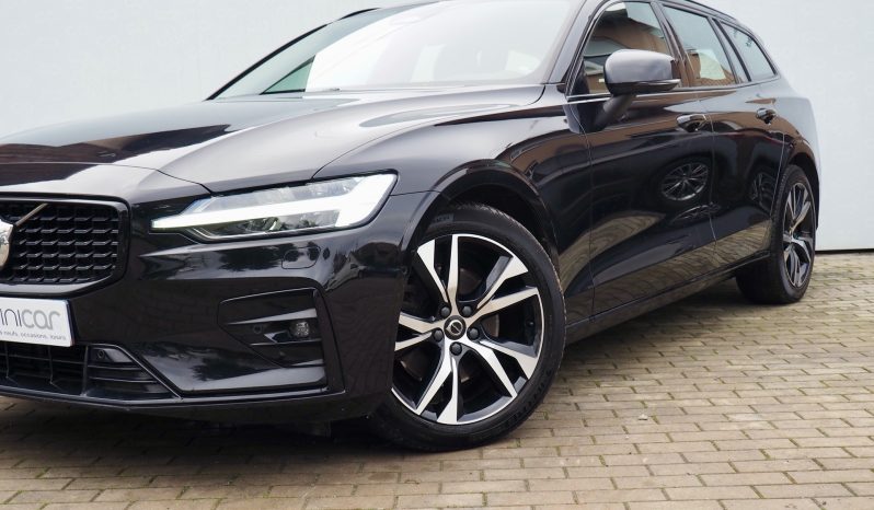 VOLVO V60 B4 197 Geartronic Plus Style Dark  + Pack Intelisafe Pro + Caméra 360° + Options, 1ère Main – Garantie 12 mois.