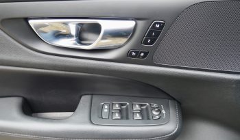 
VOLVO V60 B4 197 Geartronic Plus Style Dark  + Pack Intelisafe Pro + Caméra 360° + Options, 1ère Main – Garantie 12 mois. complet								