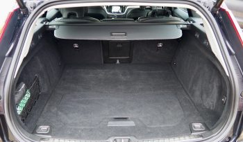 
VOLVO V60 B4 197 Geartronic Plus Style Dark  + Pack Intelisafe Pro + Caméra 360° + Options, 1ère Main – Garantie 12 mois. complet								