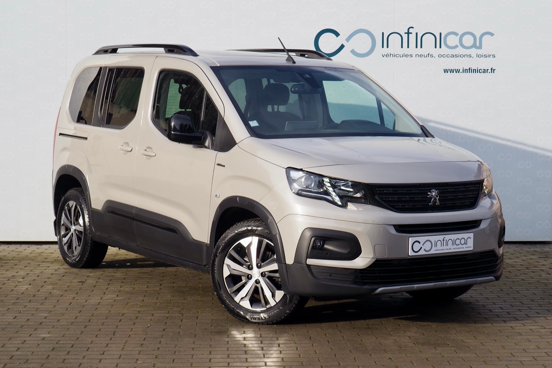 Peugeot Rifter Hdi 130 EAT8 GT-Line  + Toit panoramique + Attelage + Options, 1ère Main – Garantie 12 mois.