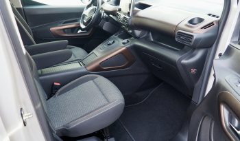 
Peugeot Rifter Hdi 130 EAT8 GT-Line  + Toit panoramique + Attelage + Options, 1ère Main – Garantie 12 mois. complet								