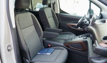 
Peugeot Rifter Hdi 130 EAT8 GT-Line  + Toit panoramique + Attelage + Options, 1ère Main – Garantie 12 mois. complet								