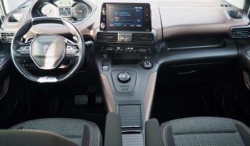 
Peugeot Rifter Hdi 130 EAT8 GT-Line  + Toit panoramique + Attelage + Options, 1ère Main – Garantie 12 mois. complet								