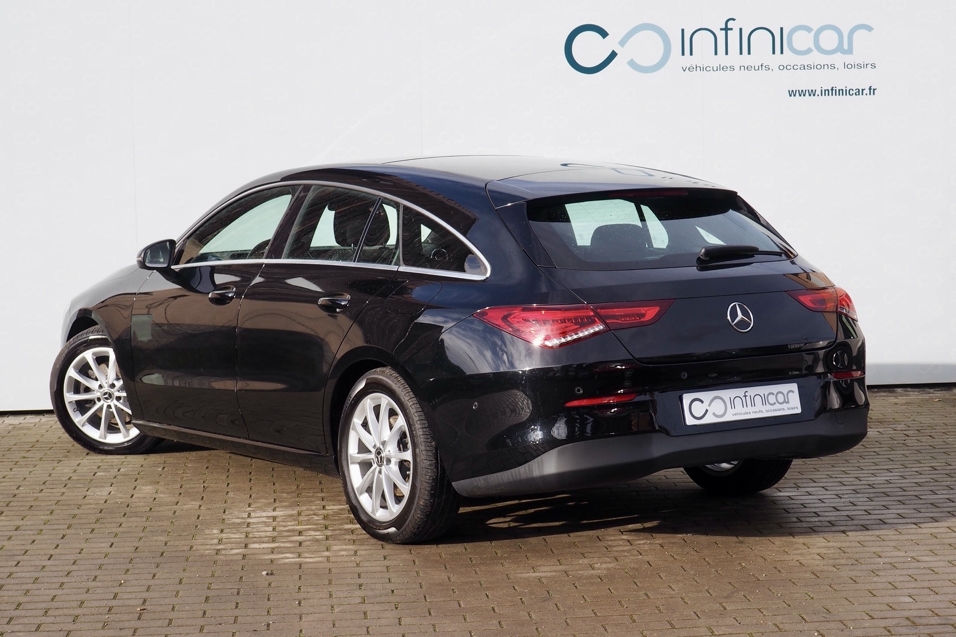 Mercedes-Benz CLA Shooting Brake 180c 7G-DCT Business Line  + Toit pano. + Caméra  + Full Led + Options, 1ère Main – Garantie 12 mois.