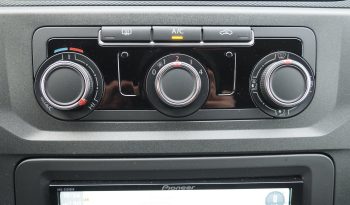 
VOLKSWAGEN Caddy Van Maxi 2,0 Tdi 102 Business Line Plus GPS  + Attelage + Options – 1ère Main, Garantie 12 mois. complet								