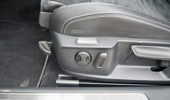 
VOLKSWAGEN Passat SW 2,0 Tdi 150 DSG7 Elégance  + Digital Cockpit + 18 complet								