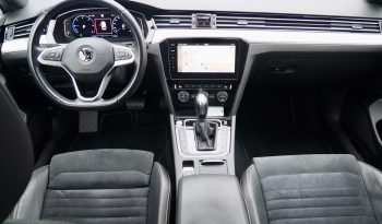
VOLKSWAGEN Passat SW 2,0 Tdi 150 DSG7 Elégance  + Digital Cockpit + 18 complet								
